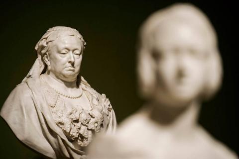 Fitzwilliamt Museum saves rare bust of Queen Victoria from export Fitzwilliamt Museum saves rare bust of Queen Victoria from export